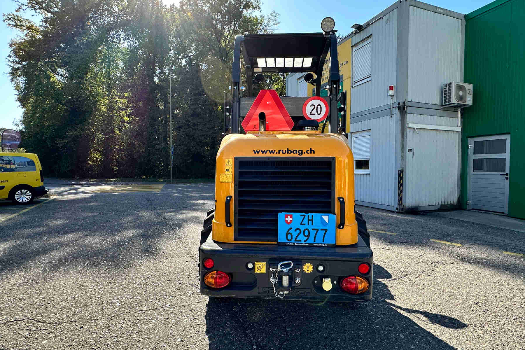 RUBA4336_2612953 vehicle image