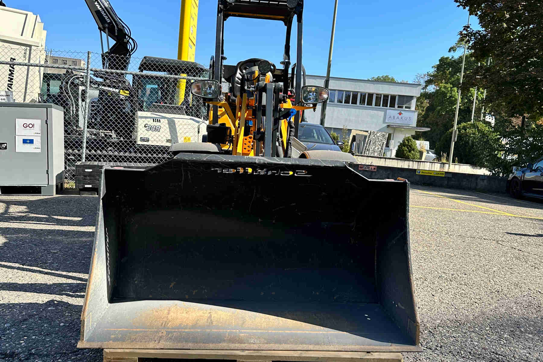 RUBA4336_2612953 vehicle image