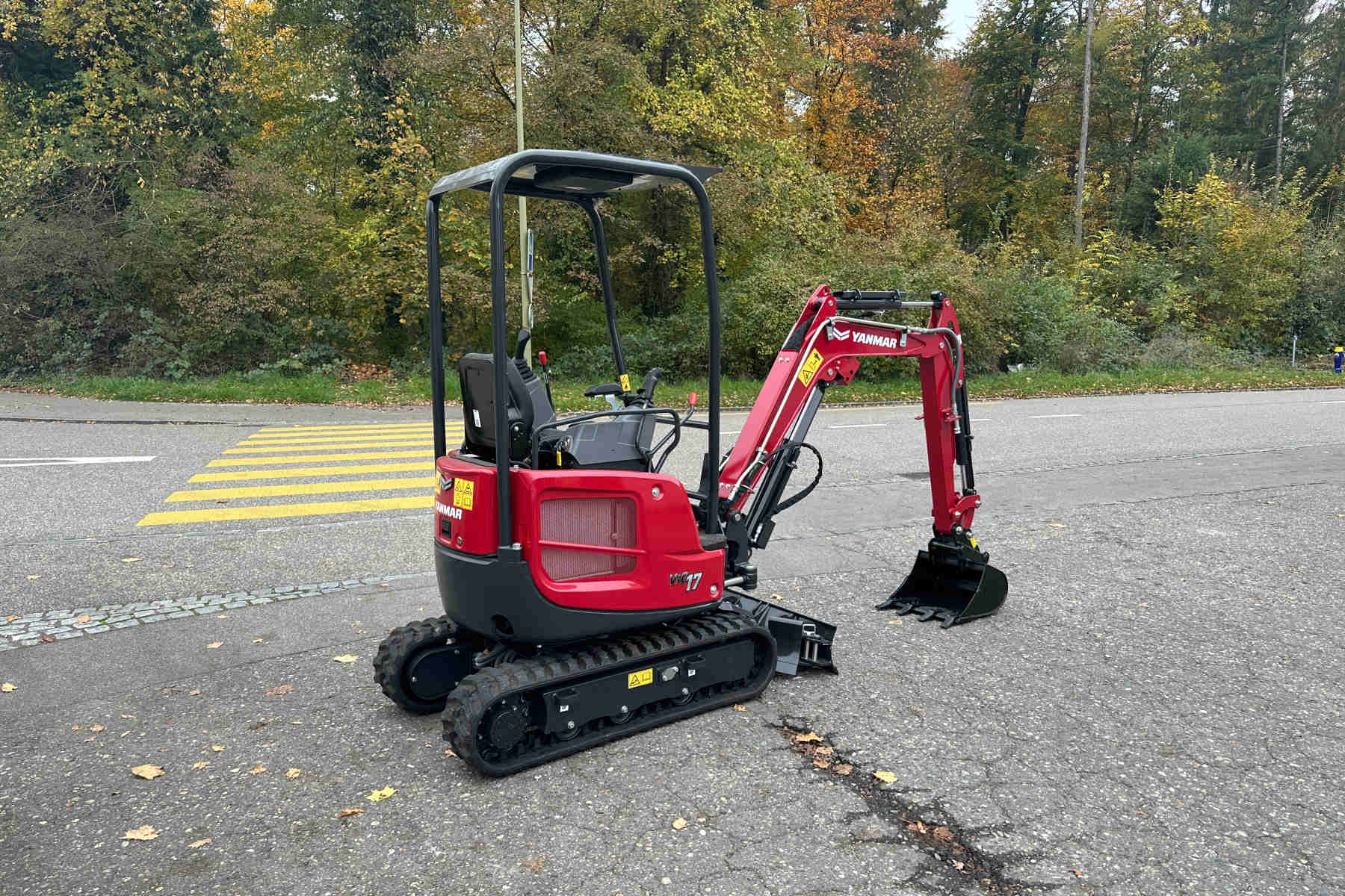 RUBA4336_2607424 vehicle image