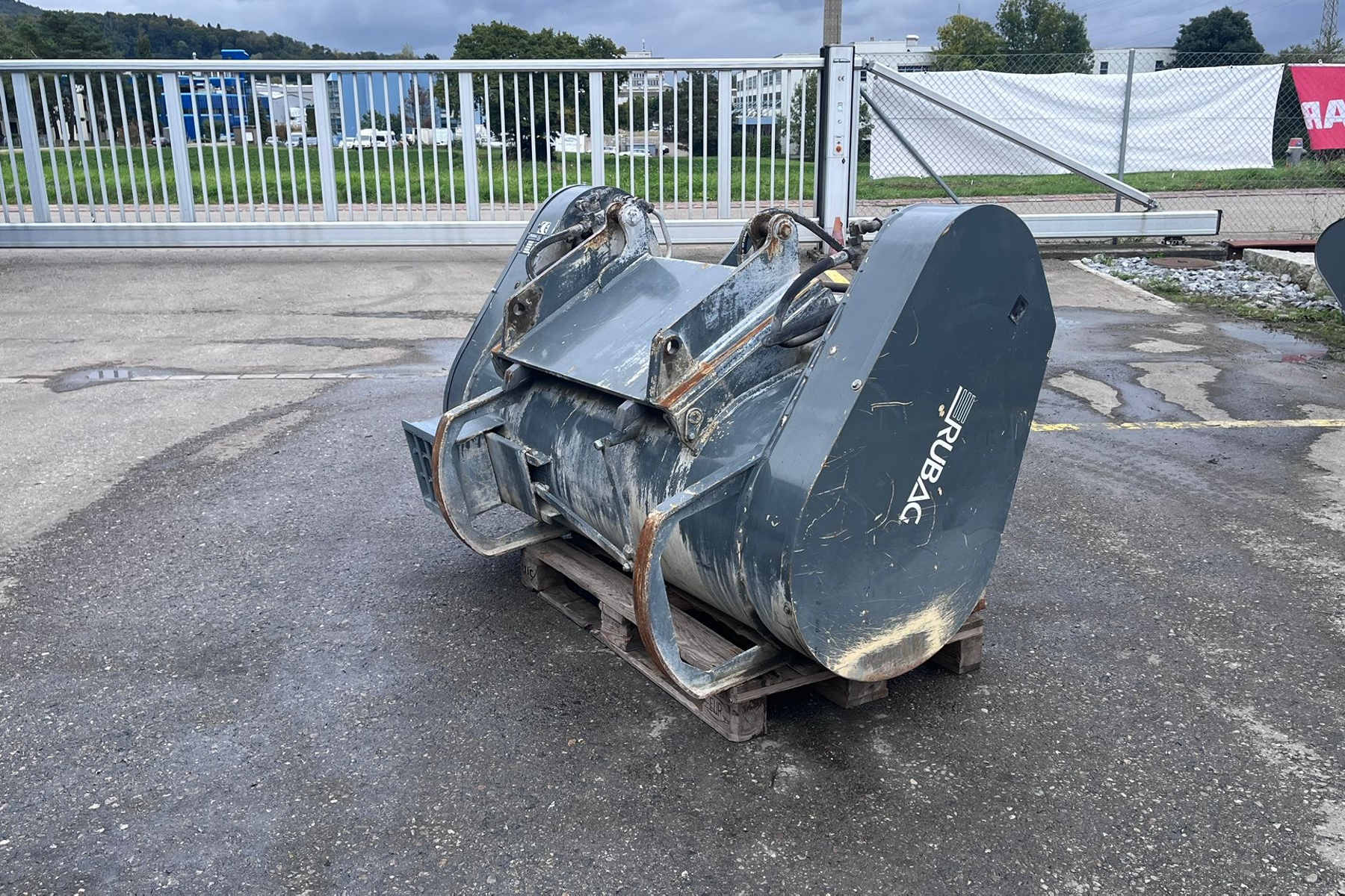 RUBA4336_2612976 vehicle image