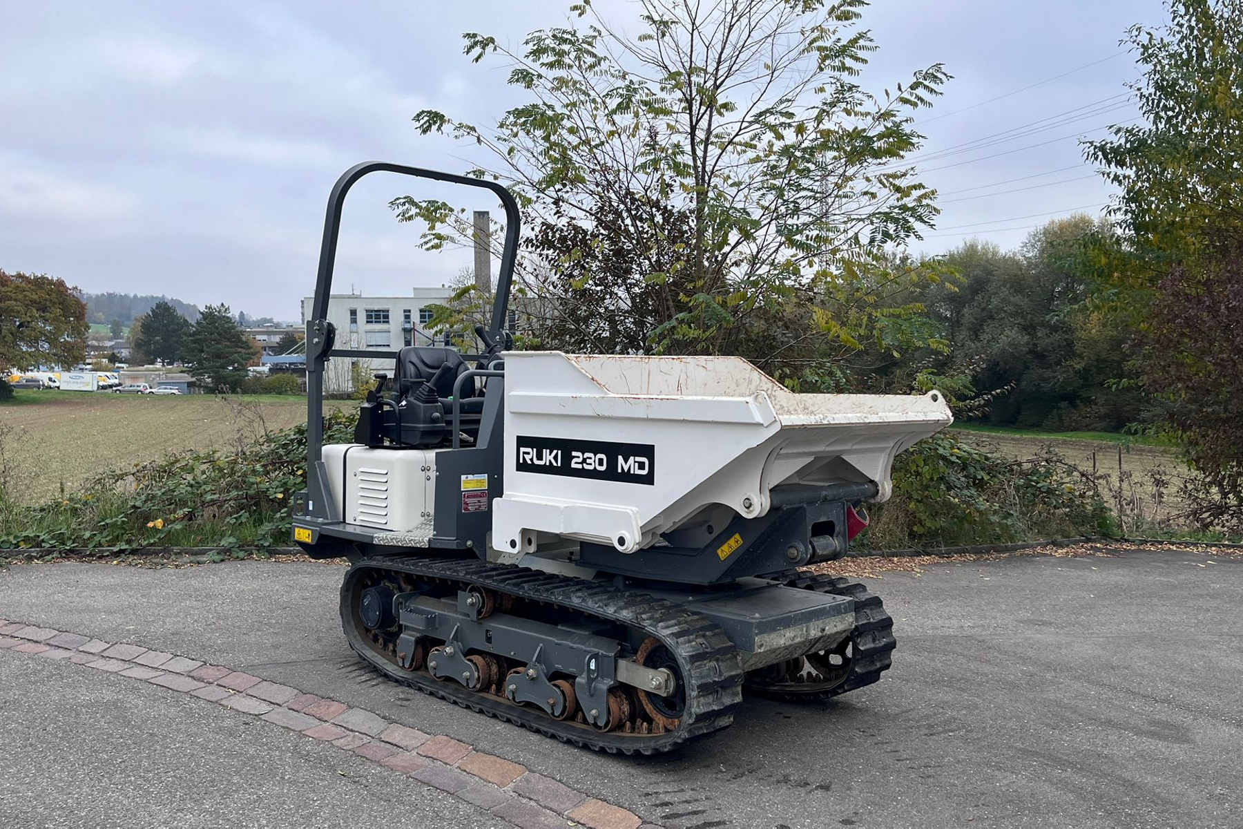 RUBA4336_2612984 vehicle image