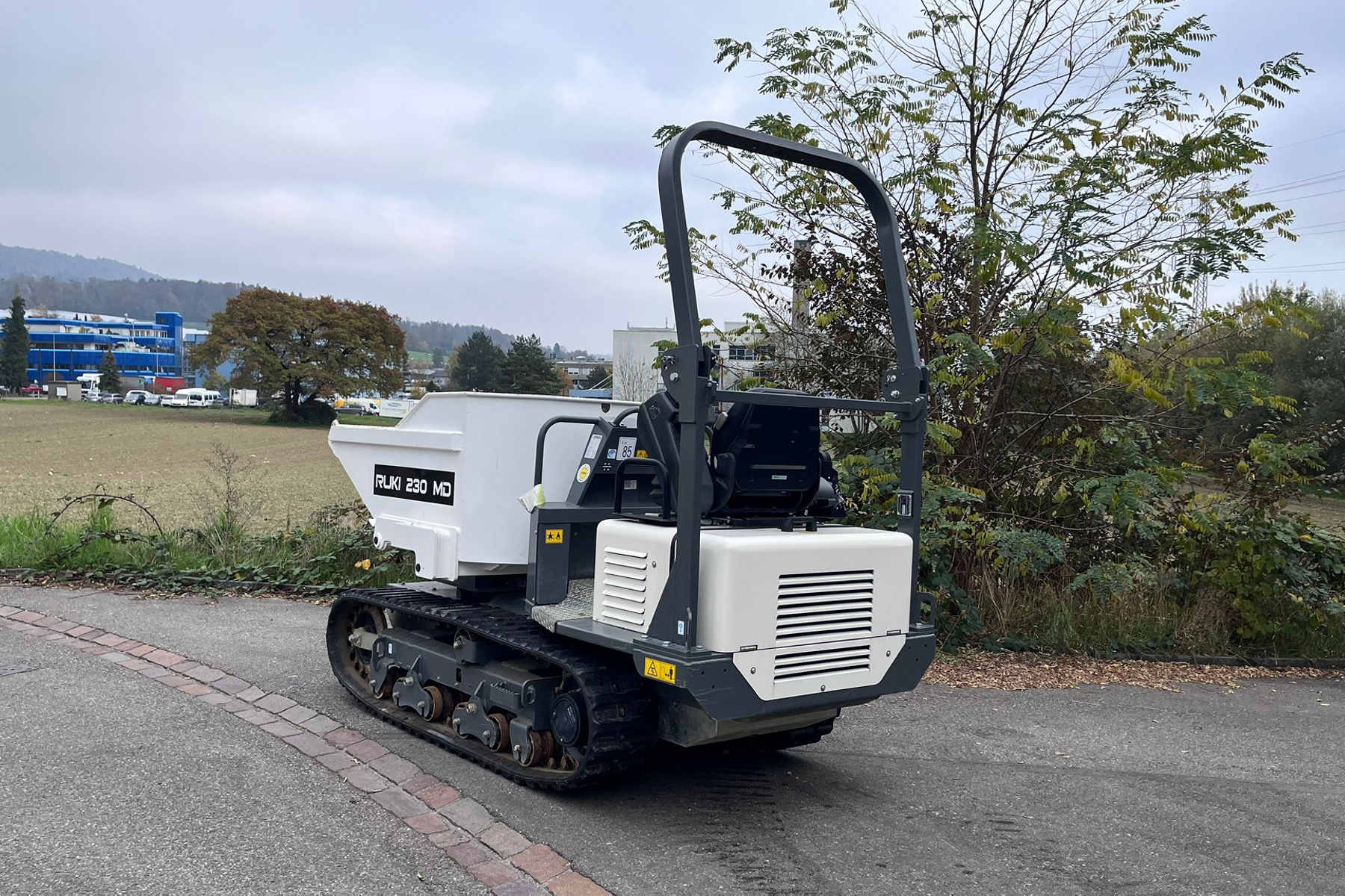 RUBA4336_2612984 vehicle image