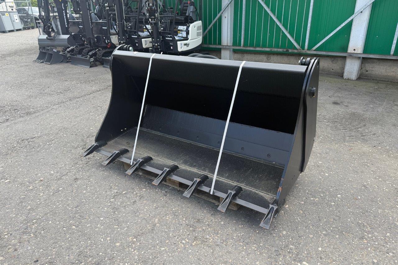 RUBA4336_2643608 vehicle image