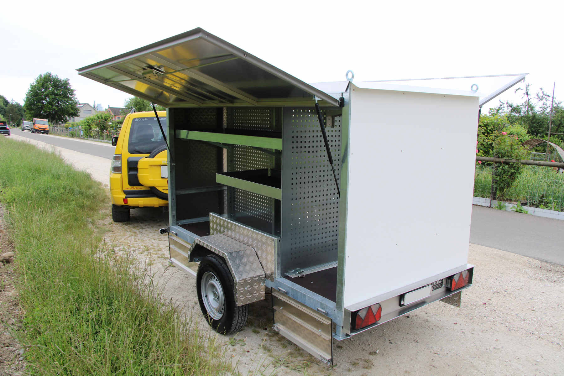 RUBA4336_2643623 vehicle image