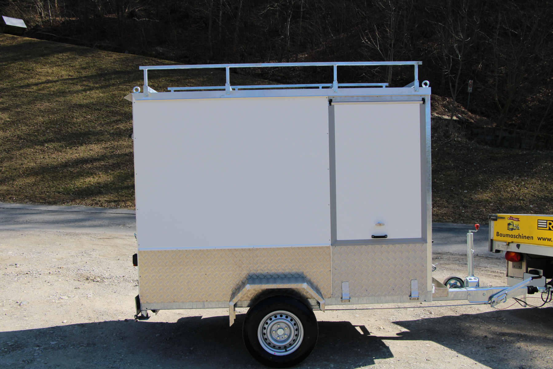 RUBA4336_2643624 vehicle image