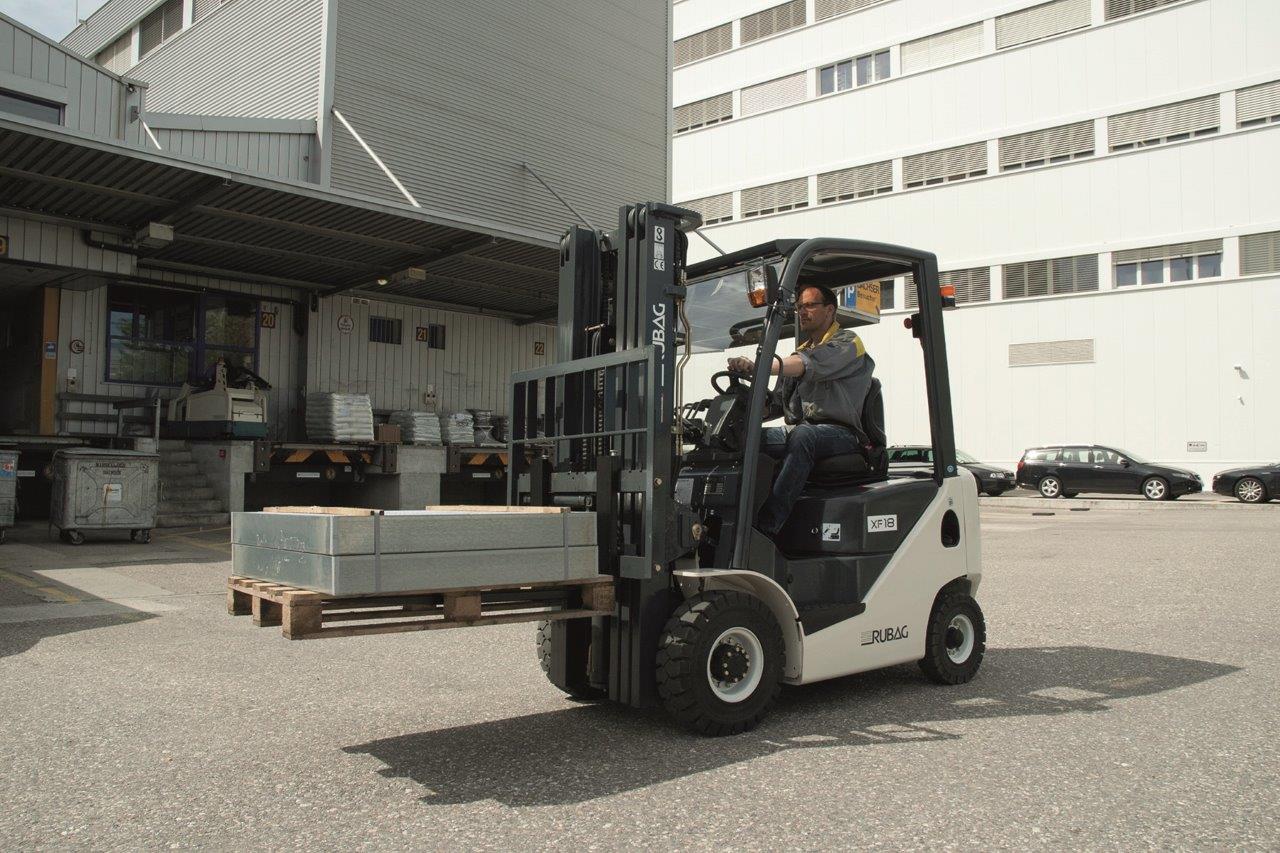 RUBA4336_2658660 vehicle image