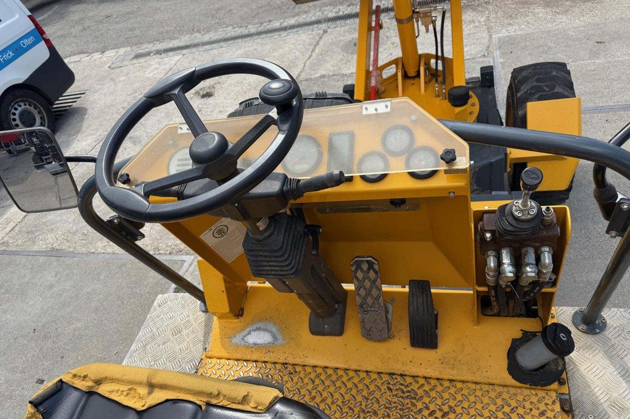 RUBA4336_2697800 vehicle image