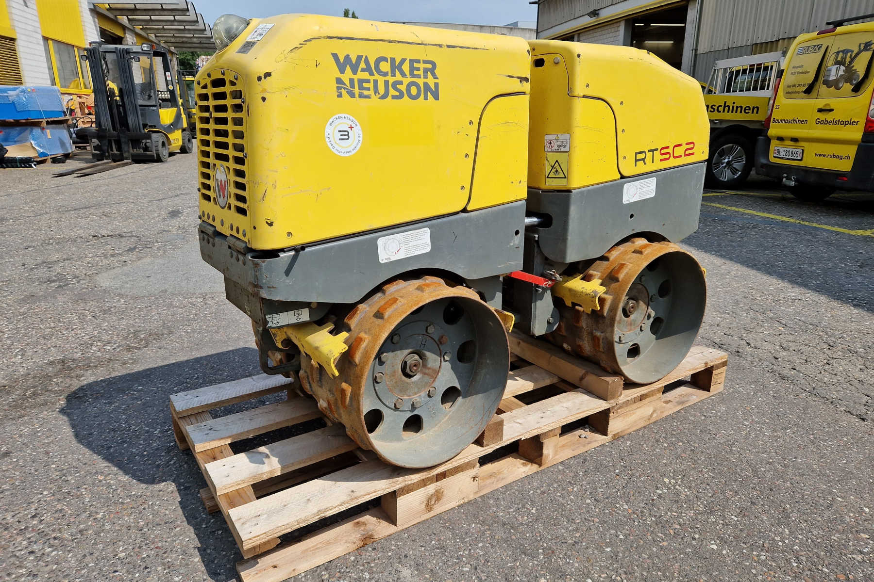 RUBA4336_2761206 vehicle image