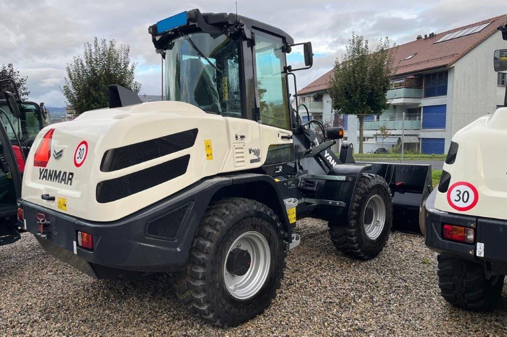 RUBA4336_2747279 vehicle image