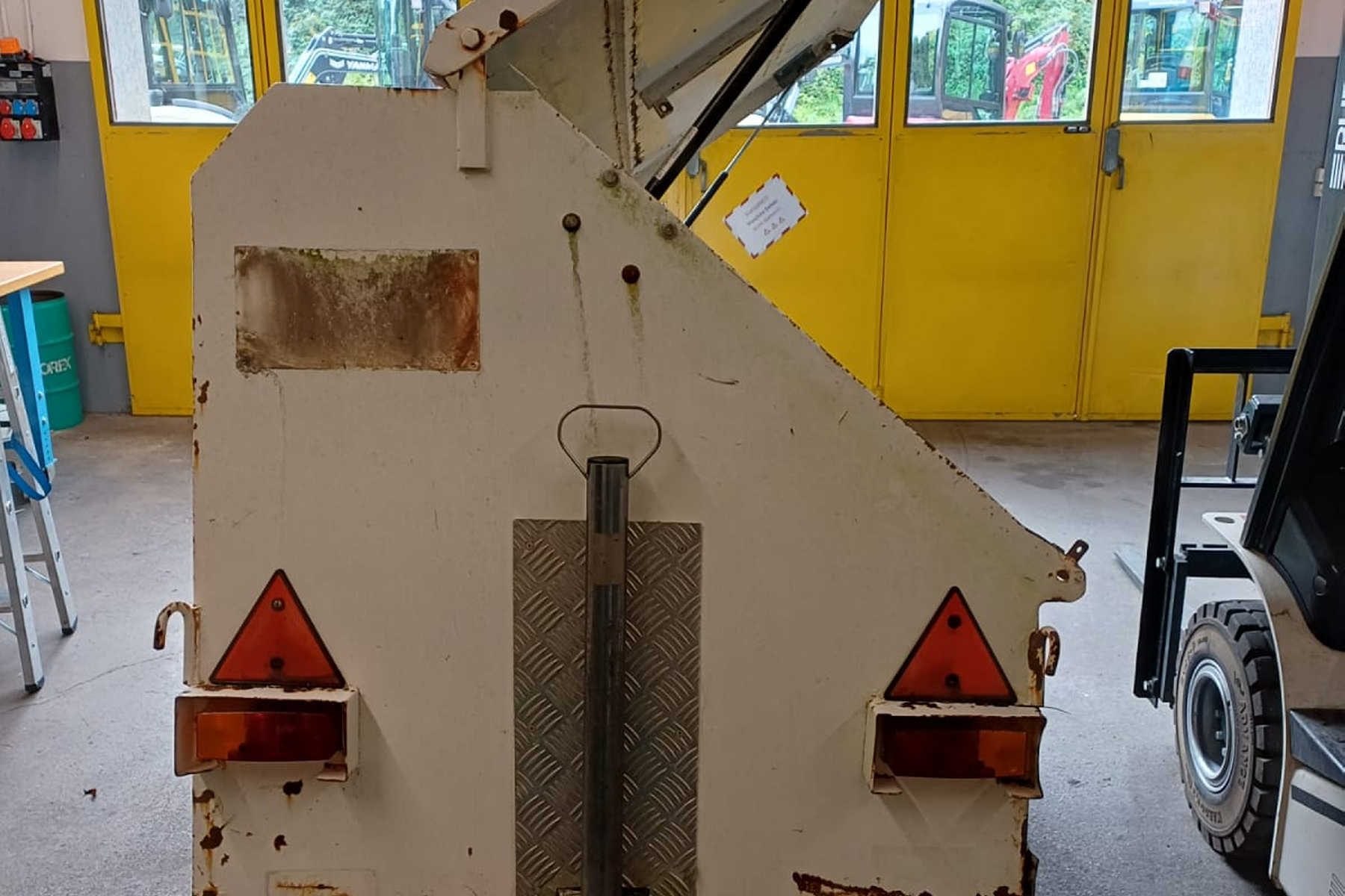 RUBA4336_2747283 vehicle image