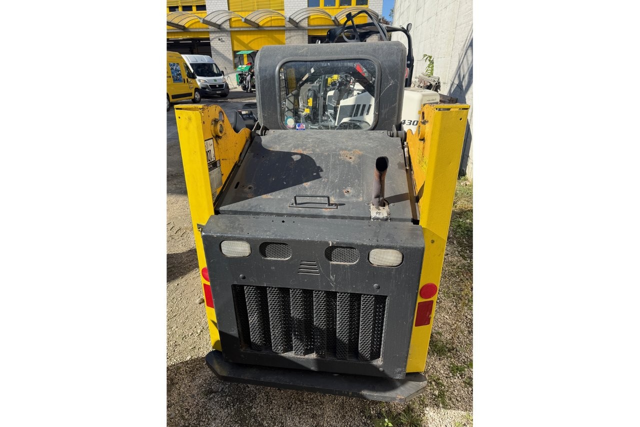 RUBA4336_2782252 vehicle image