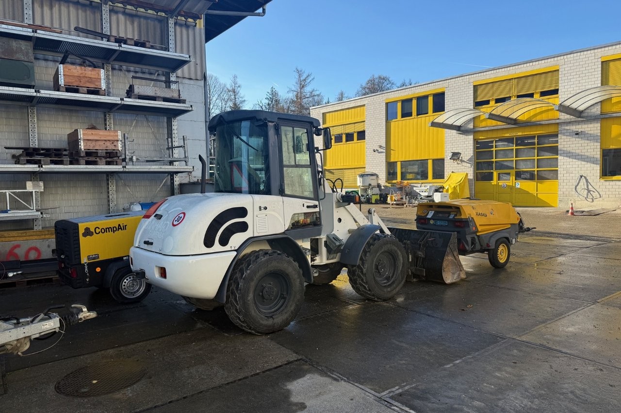 RUBA4336_2783111 vehicle image