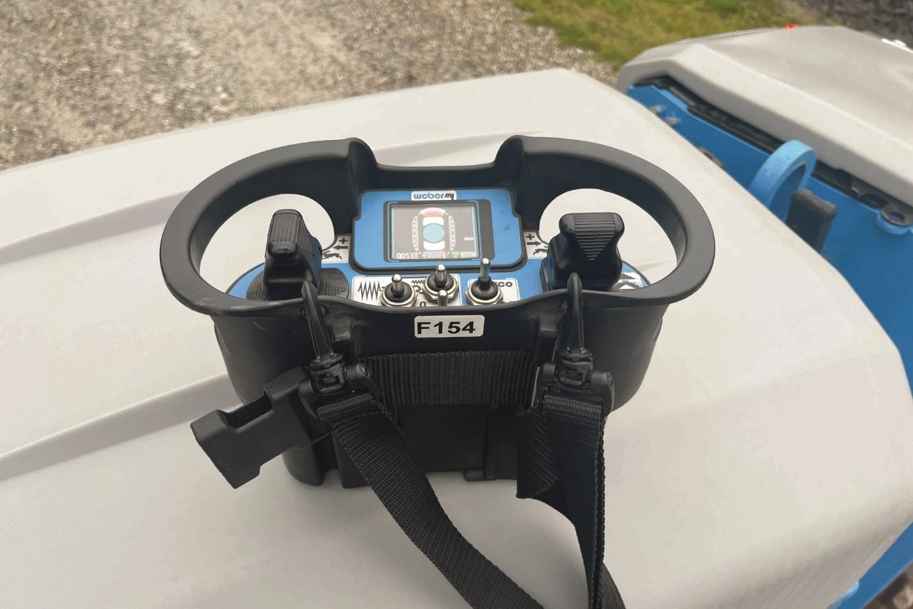 RUBA4336_2774000 vehicle image