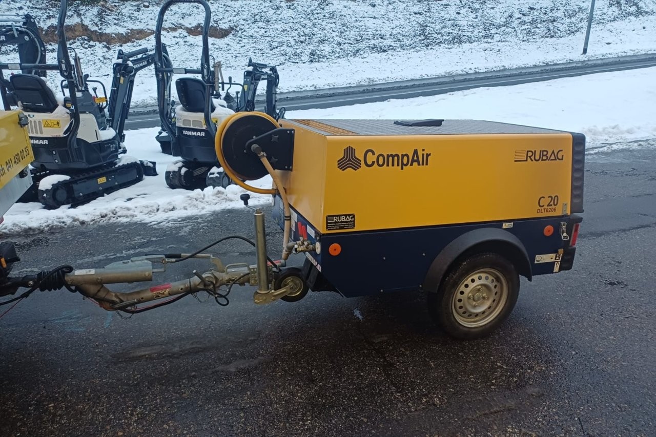 RUBA4336_2800936 vehicle image