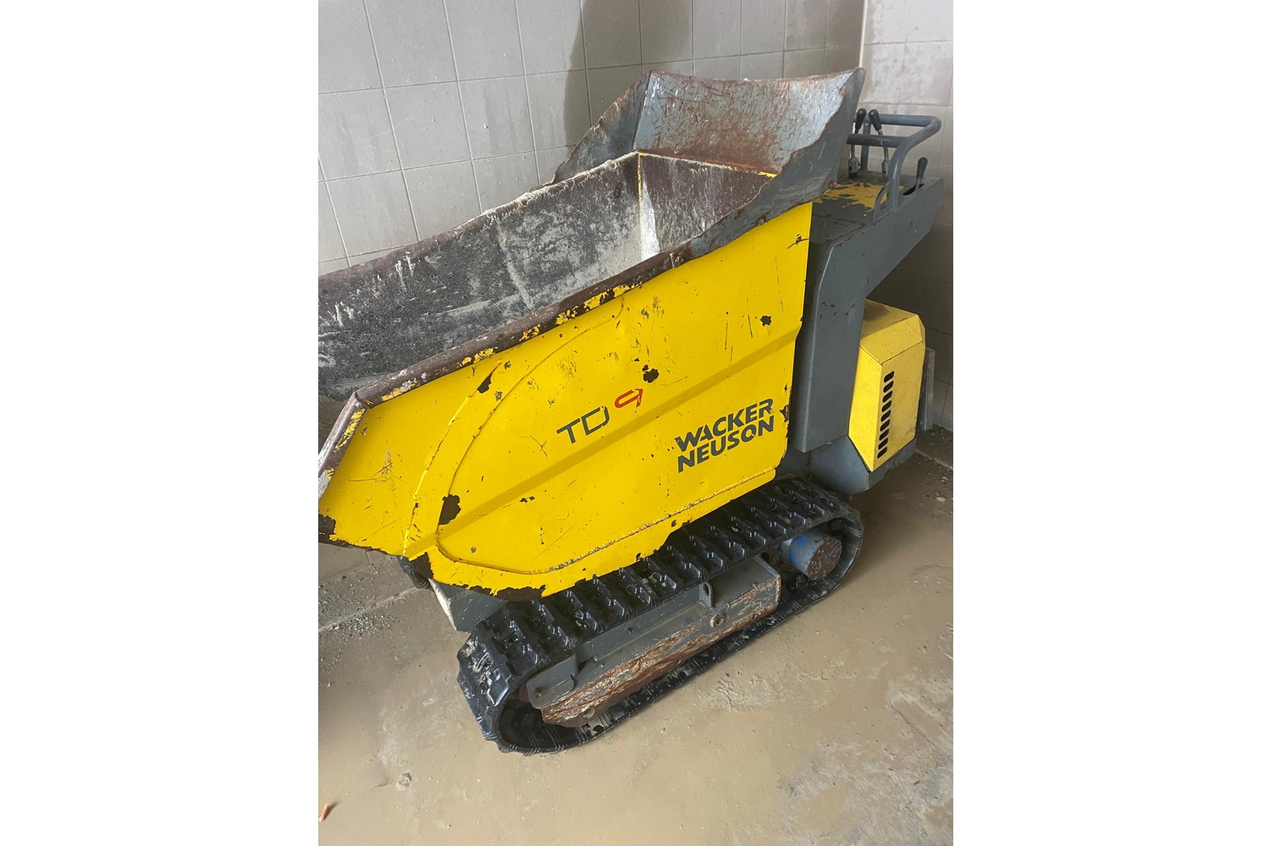 RUBA4336_2865988 vehicle image