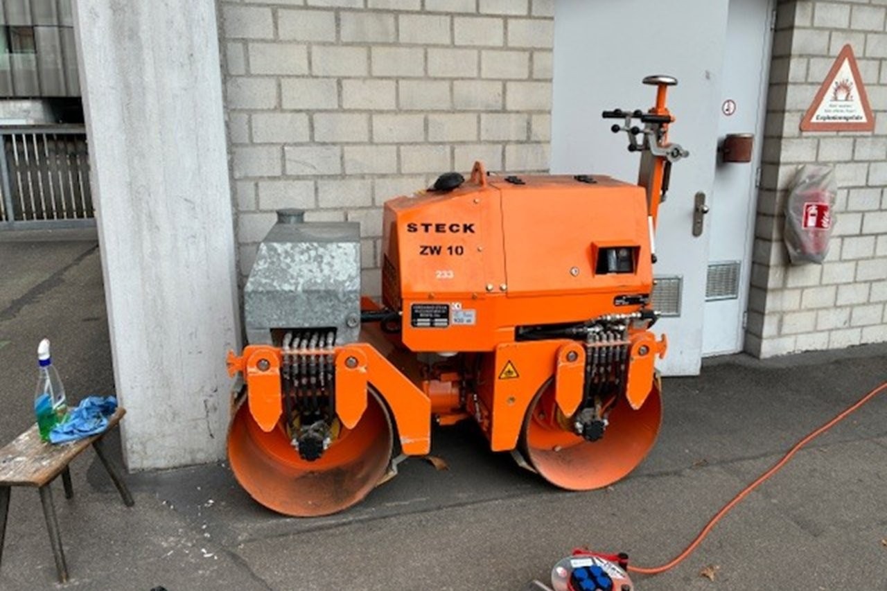 RUBA4336_2891982 vehicle image