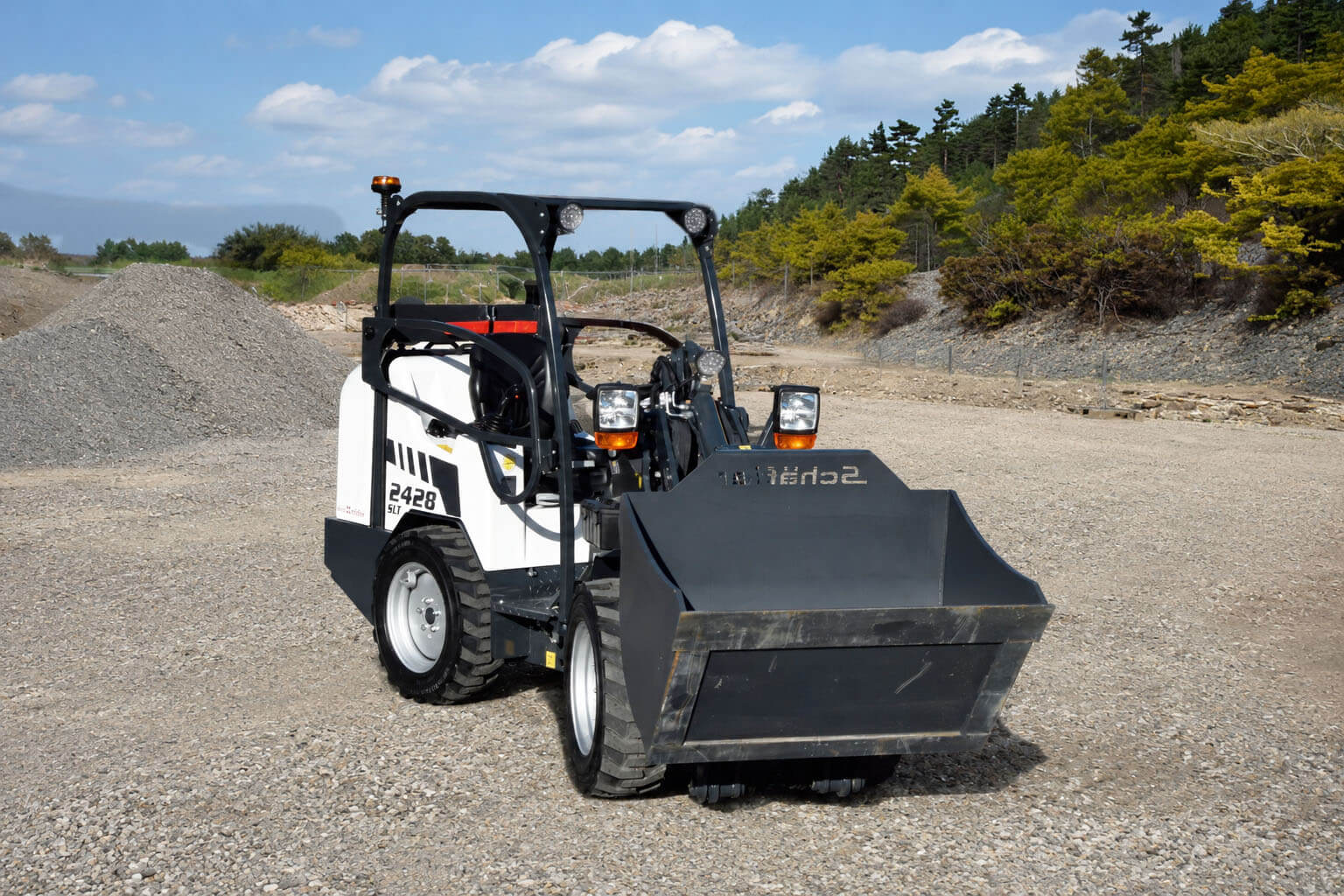 RUBA4336_2907838 vehicle image