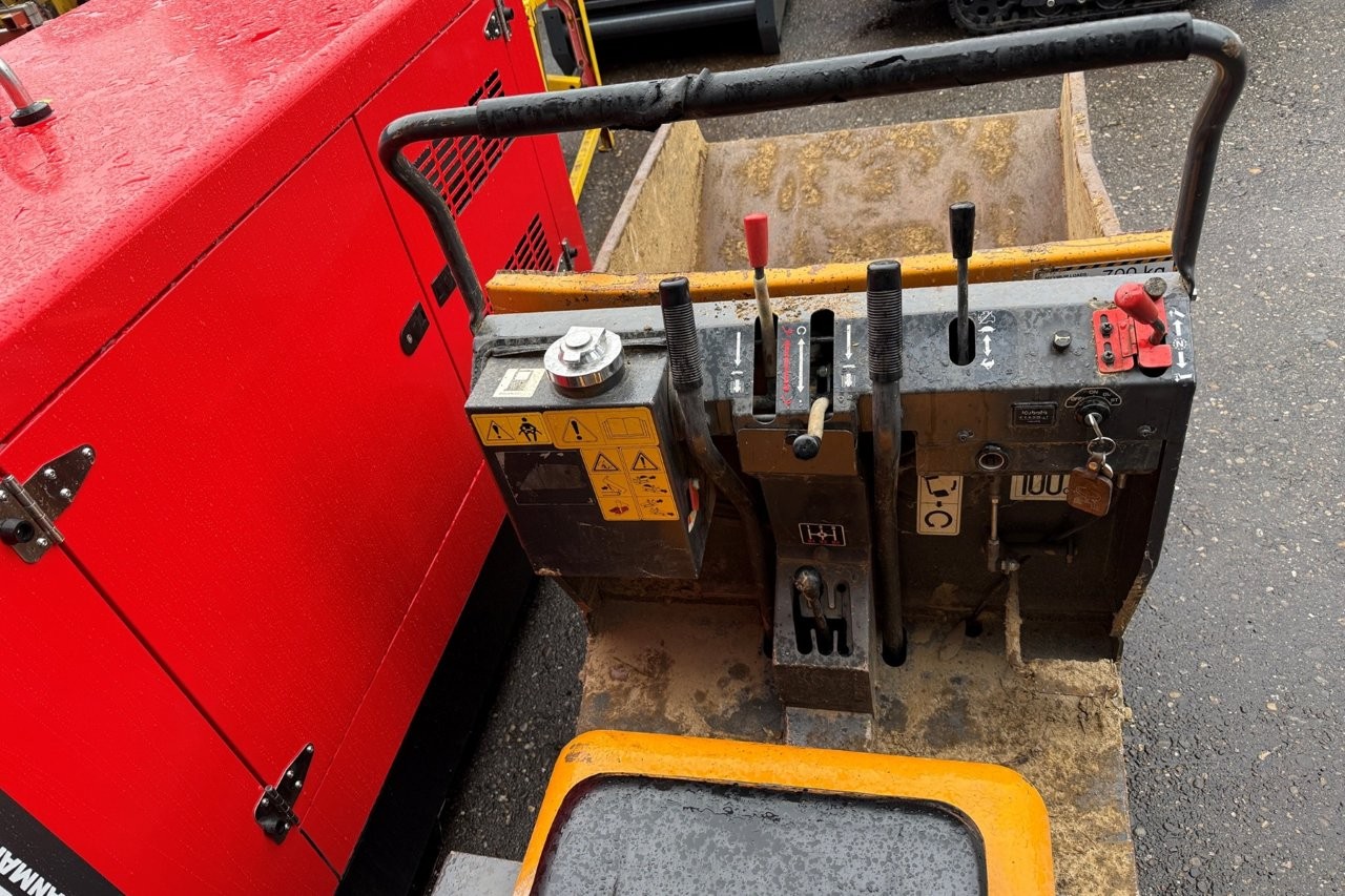 RUBA4336_2909179 vehicle image