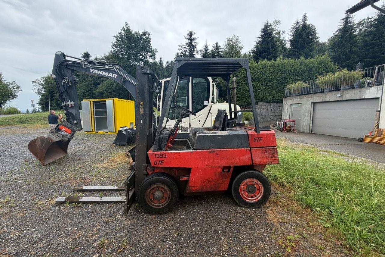RUBA4336_3005480 vehicle image