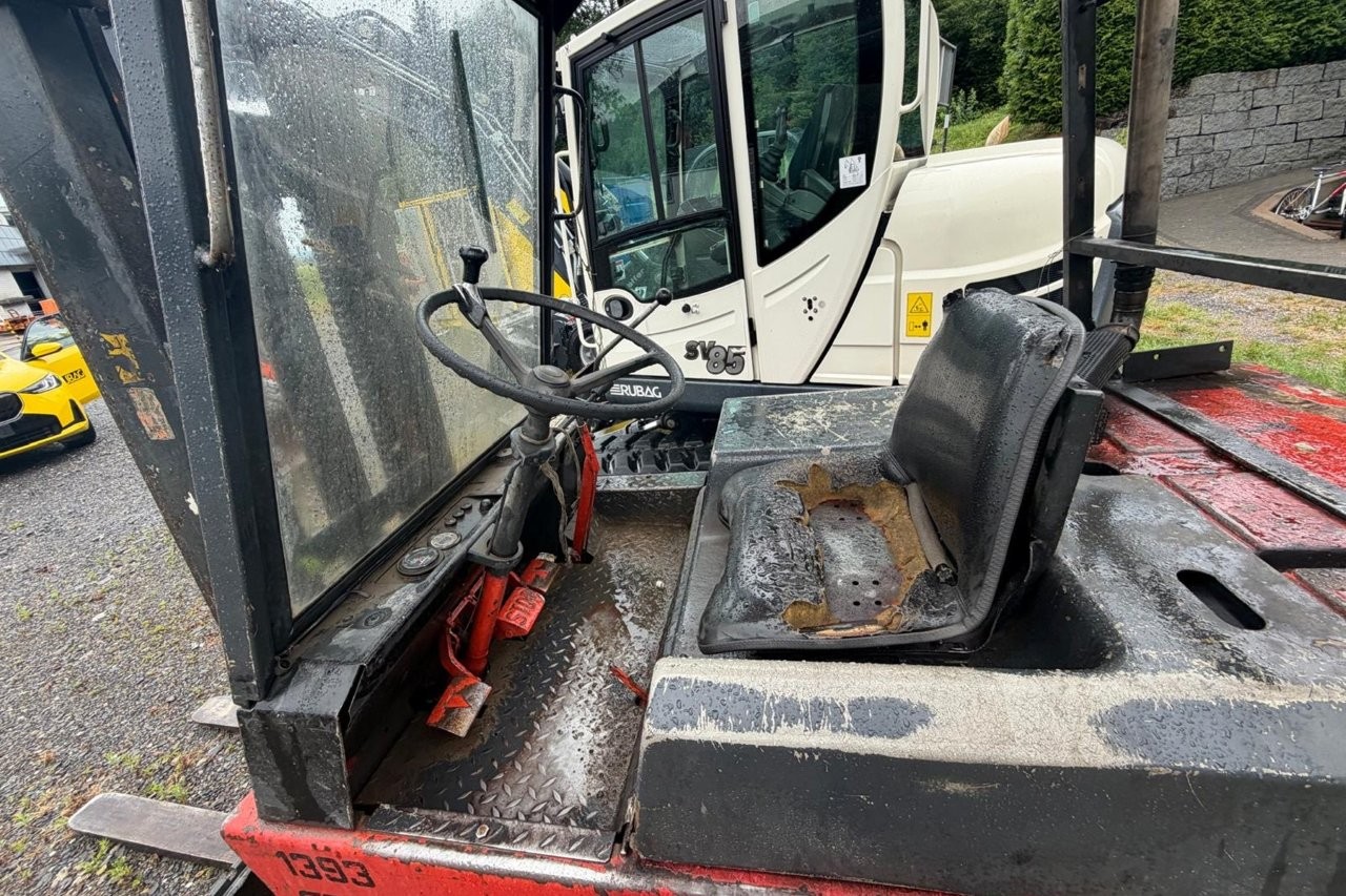 RUBA4336_3005480 vehicle image