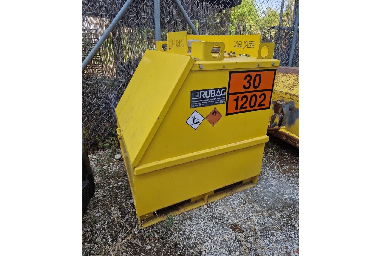 RUBA4336_3034398 vehicle image