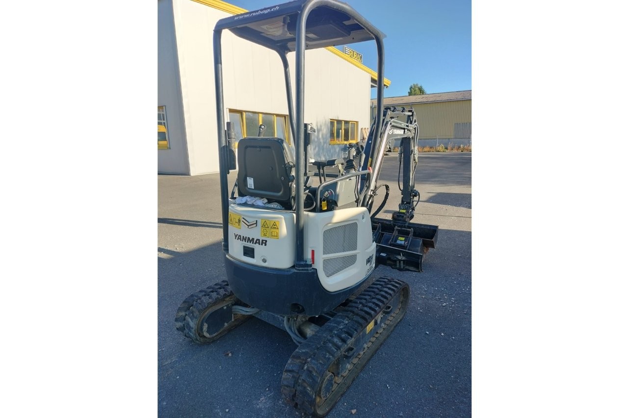 RUBA4336_3051605 vehicle image