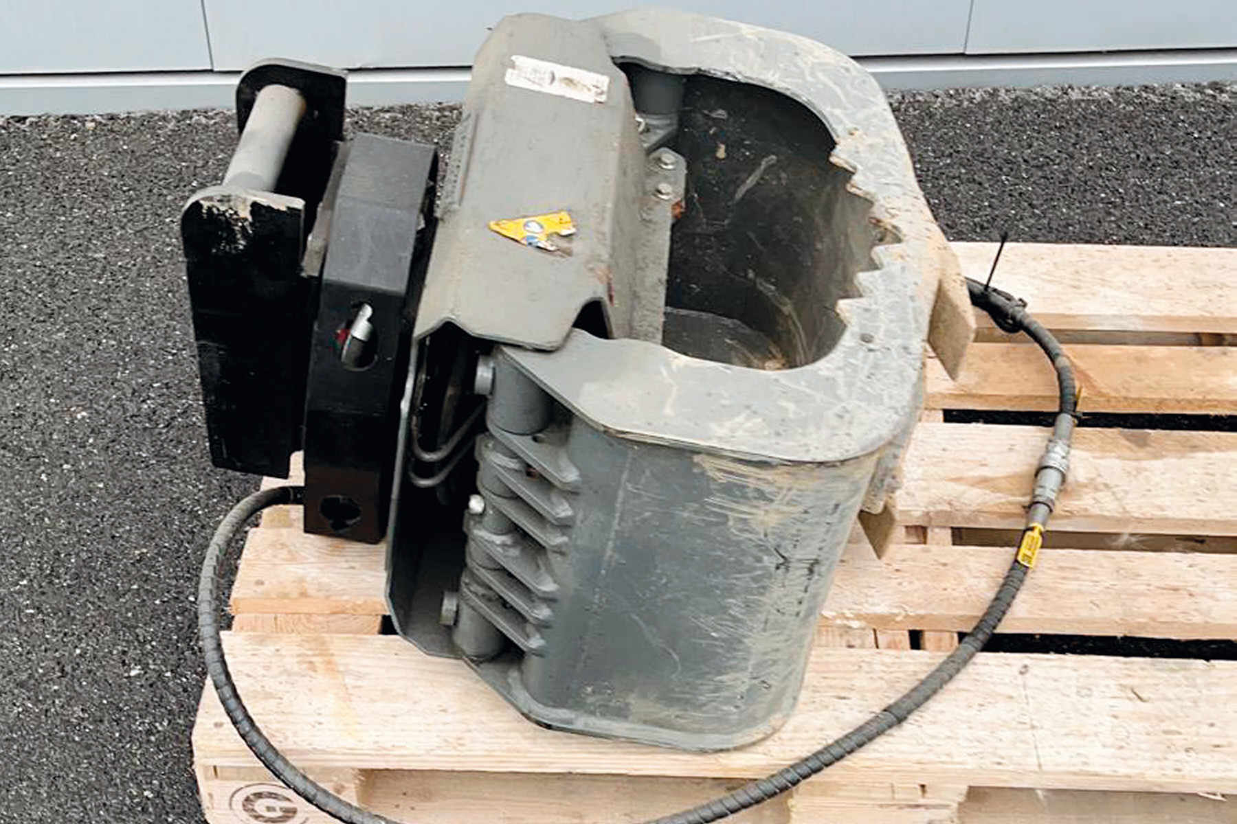 RUBA4336_2865873 vehicle image