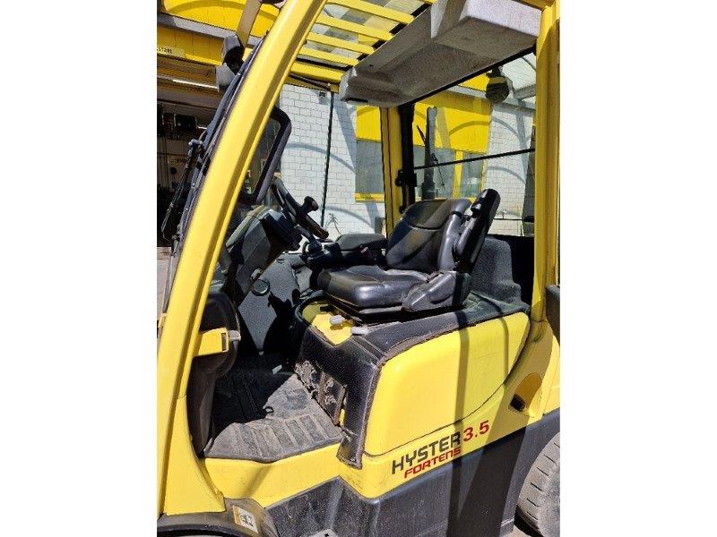 RUBA4336_2612935 vehicle image