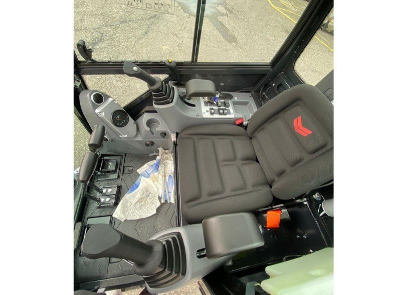 RUBA4336_2612942 vehicle image