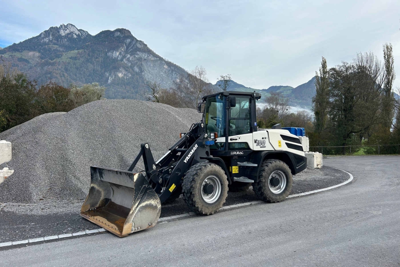 Yanmar V100-5 Radlader