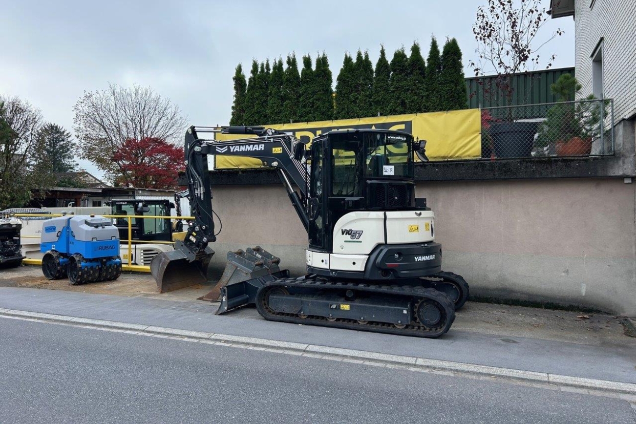YANMAR Raupenbagger ViO57 von hinten links