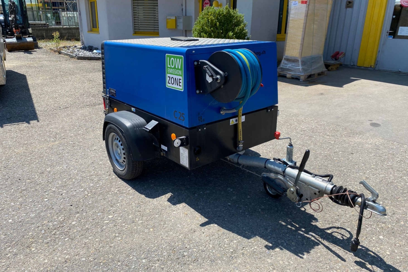 COMPAIR Kompressor C25 von vorne
