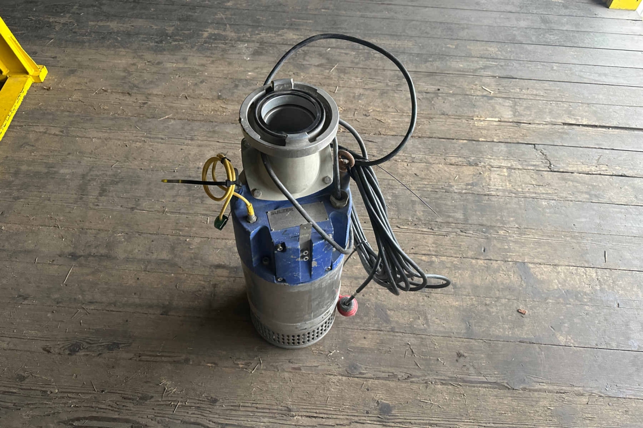 SULZER Schmutzwasserpumpe XJC50 ND von vorne