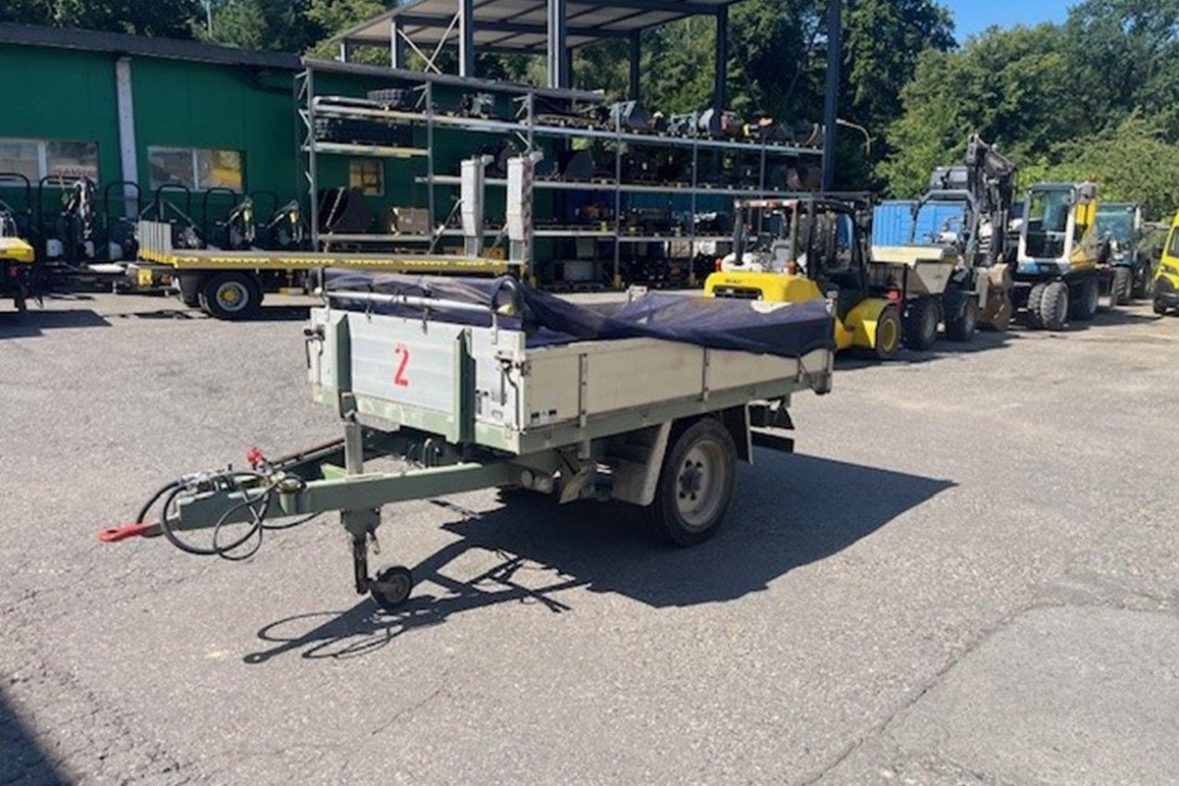 AEBI Transportanhänger K32-CH von der linken Seite