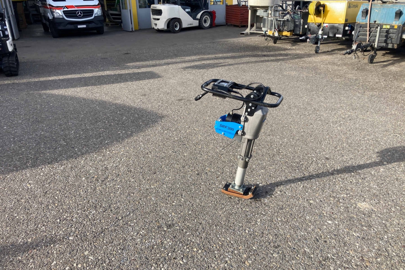 WEBER Vibrostampfer SRE 300 von der rechten Seite
