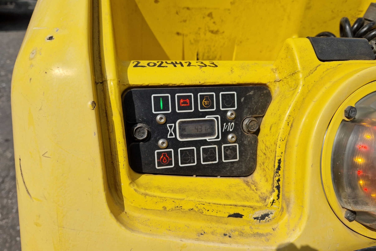 WackerNeuson_Grabenwalze_RT82SC2_Monitor