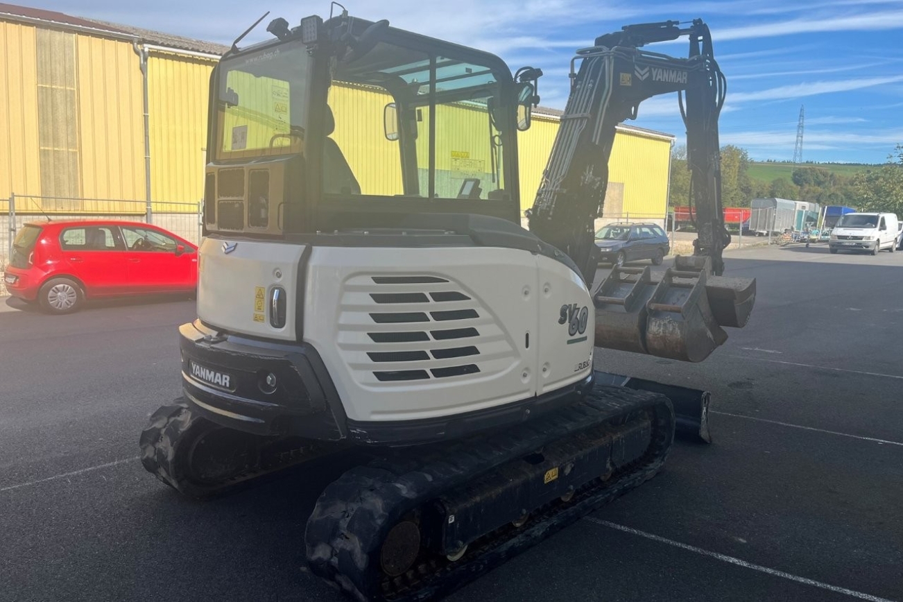 YANMAR_Raupenbagger_SV60_von rechts