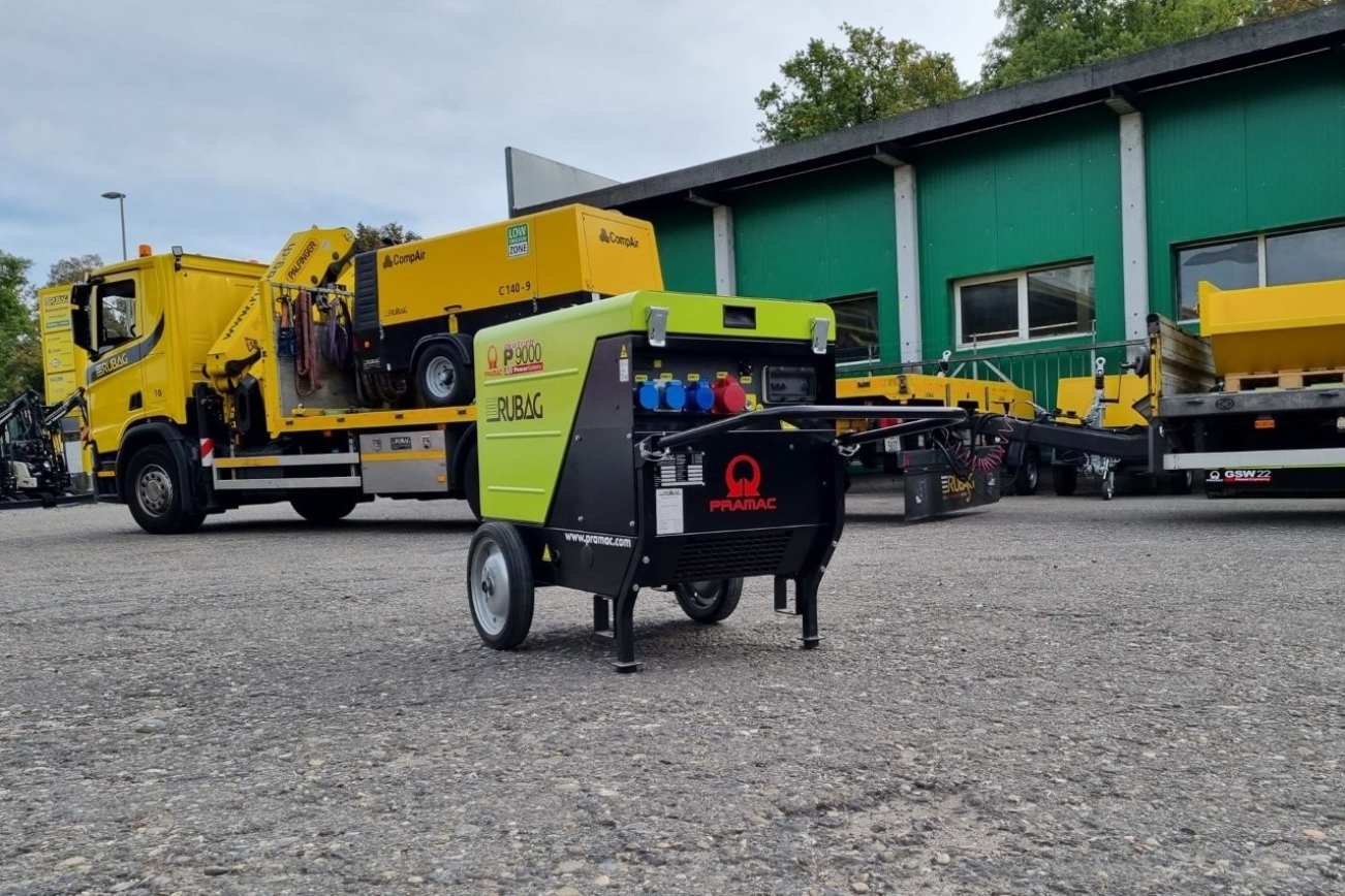 PRAMAC Stromerzeuger P9000 Notstrom von schräg vorne