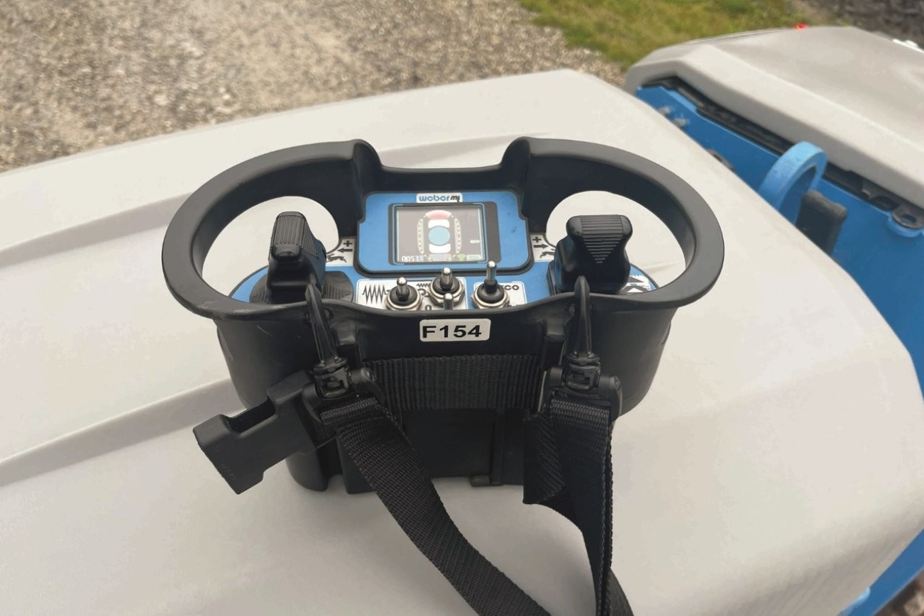 WEBER knickgelenkte Grabenwalze MC85 CCD Funkfernbedienung