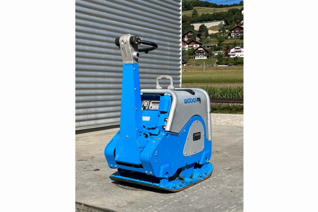 WEBER reversierbare-Vibroplatte CR8 CCD 2.0 von hinten