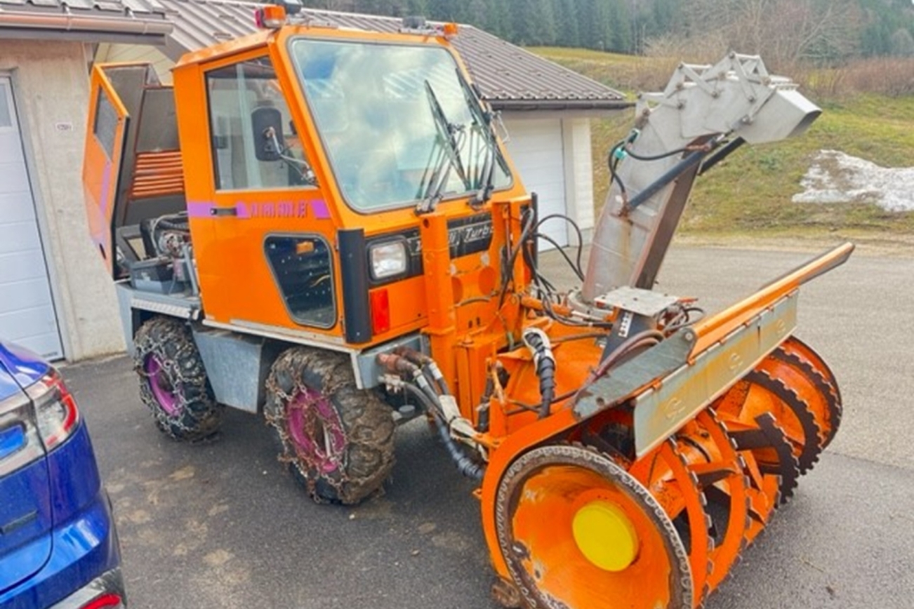 Meili VM1400 Snow-Jet SN_2007 von der rechten Seite