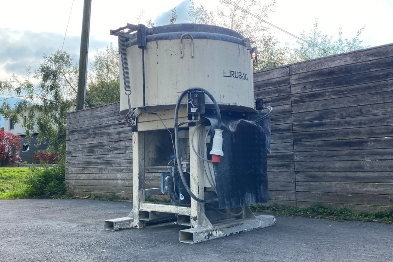 RUBAG Zwangsmischer RZ750 von hinten