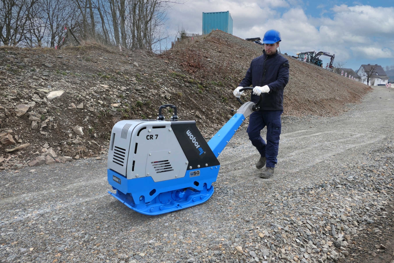 WEBER Vibrationsplatte CR 7 Einsatzbild