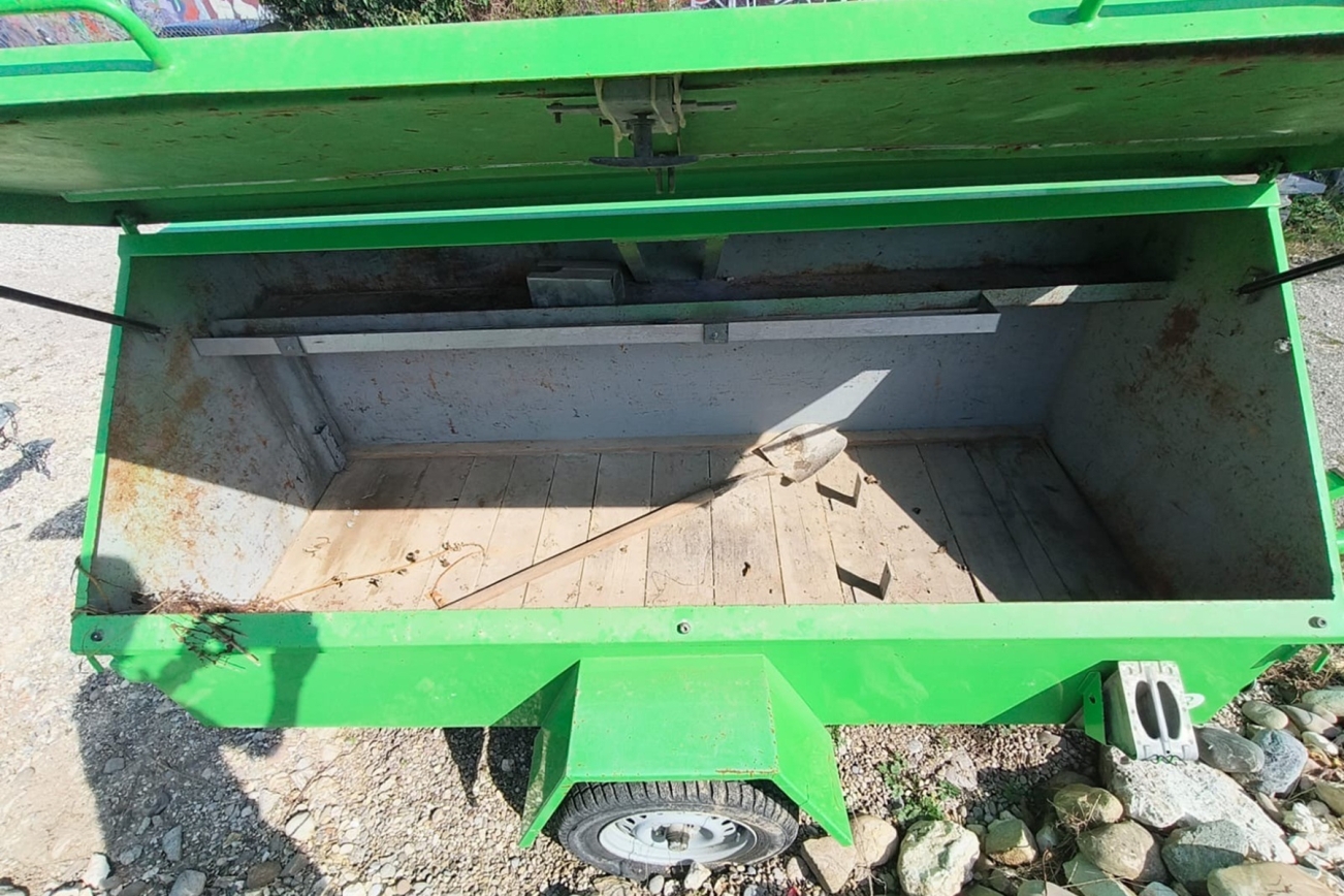 RUBAG Werkzeuganhänger W.1.250-80 von innen