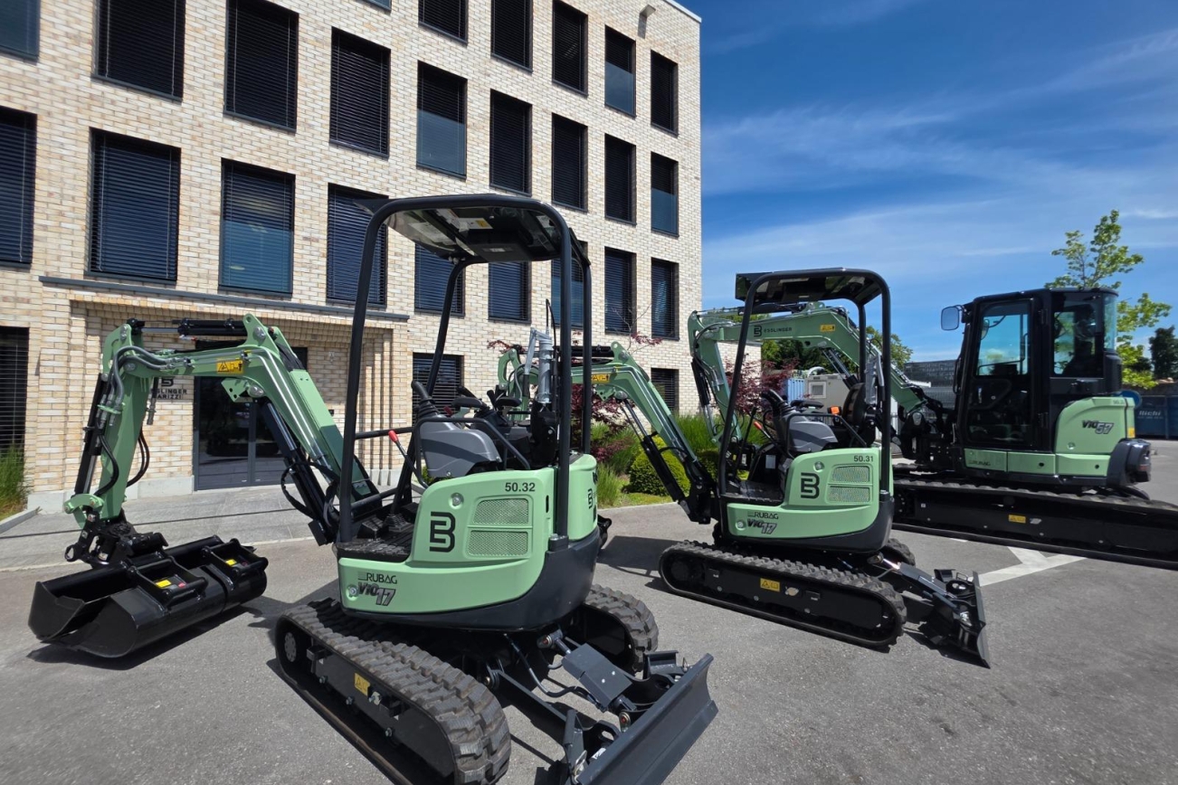 3 YANMAR Bagger in Esslinger Lackierung
