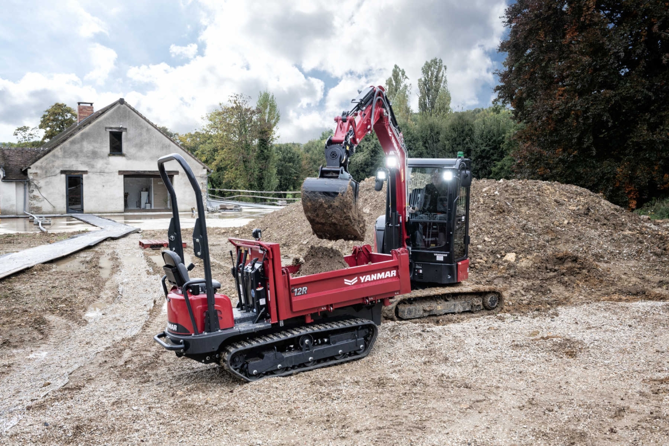 YANMAR C12 Raupendumper