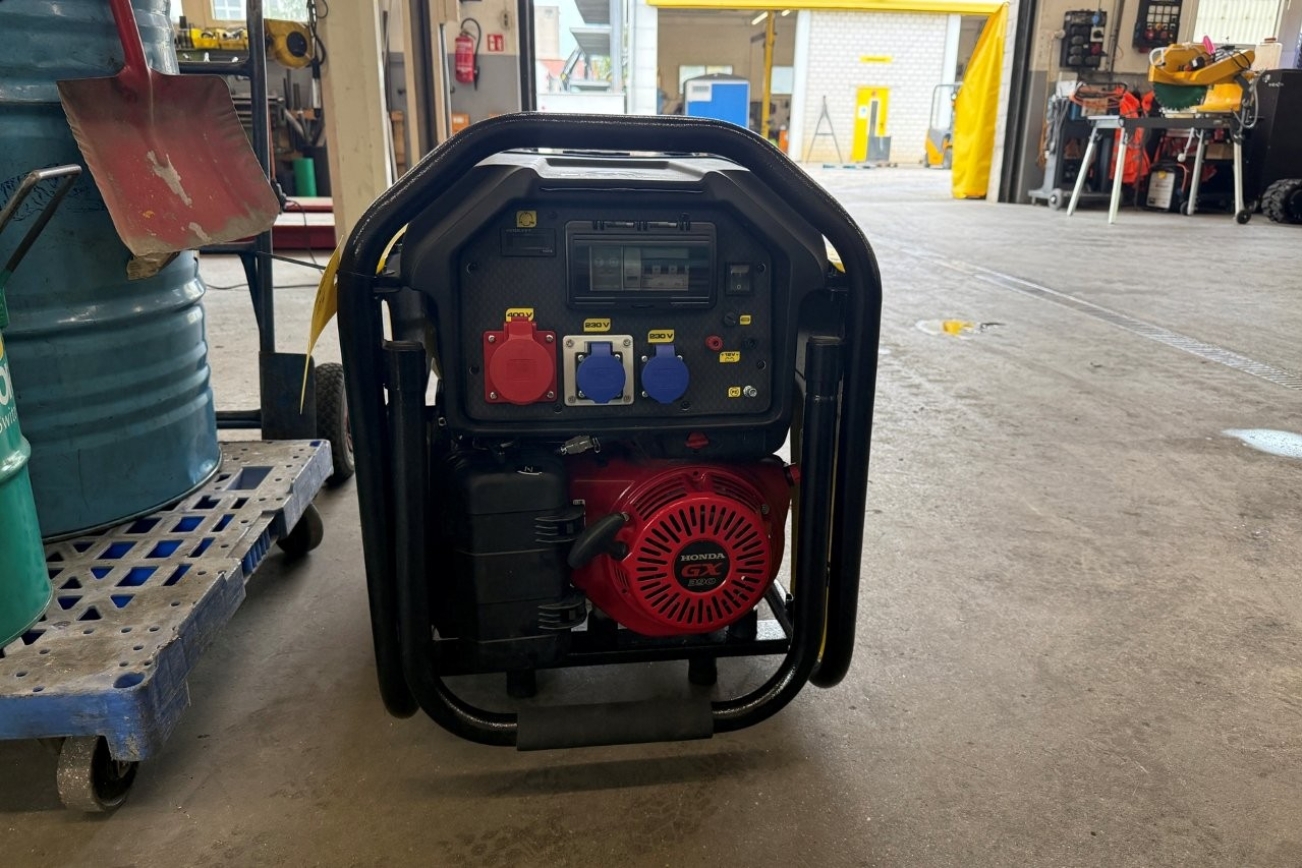 PRAMAC Stromerzeuger S8000