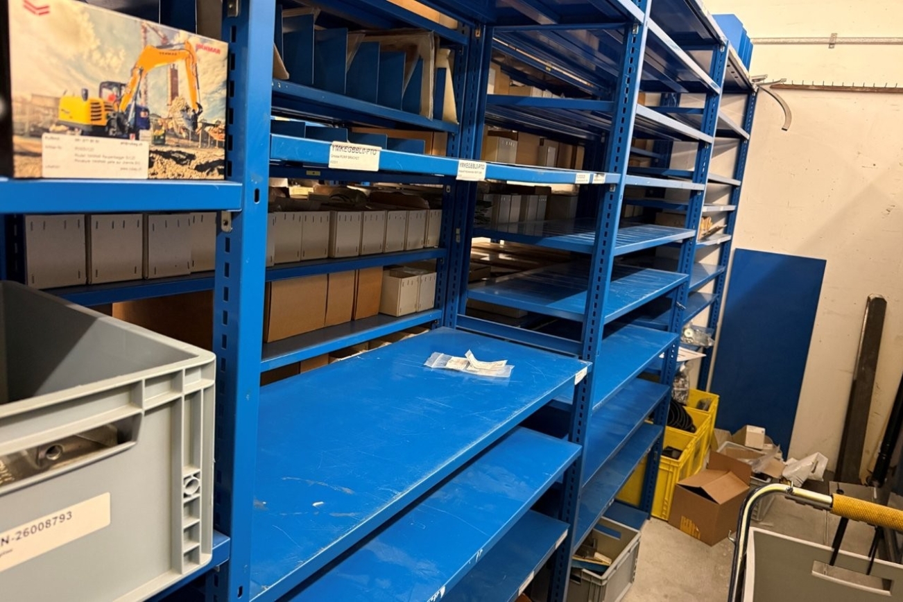 LISTA Fachbodenregale