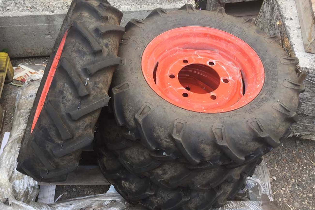 Felgen + Räder für 4R901