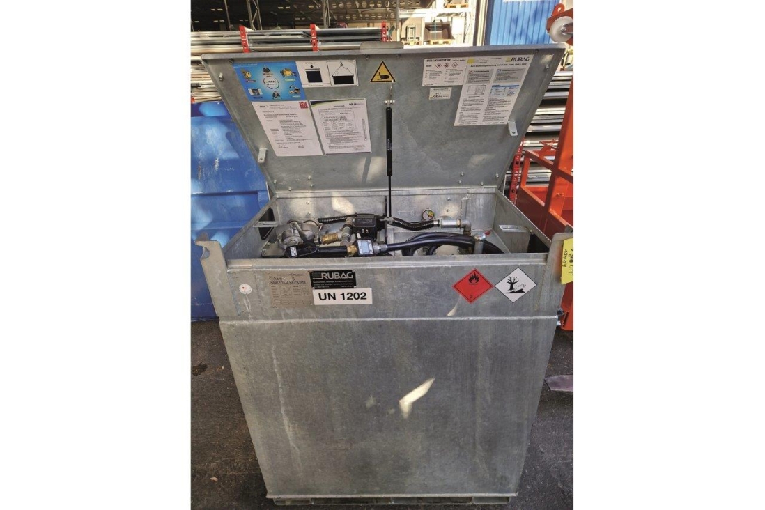 RUBAG Mobile Tankanlage KUBUS 700 von vorne